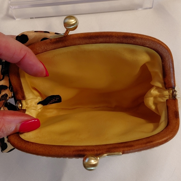 Coach Kisslock 💋 - Picture 10 of 14